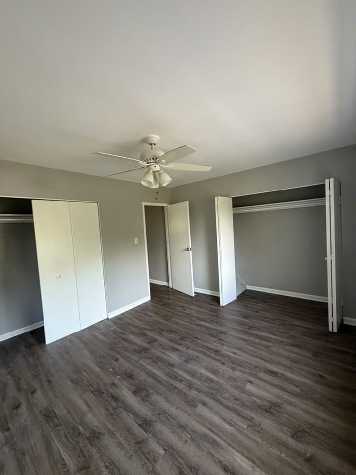 900 5th St - Photo 4 of 7