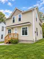 131 W Belmont St - Photo 1 of 1