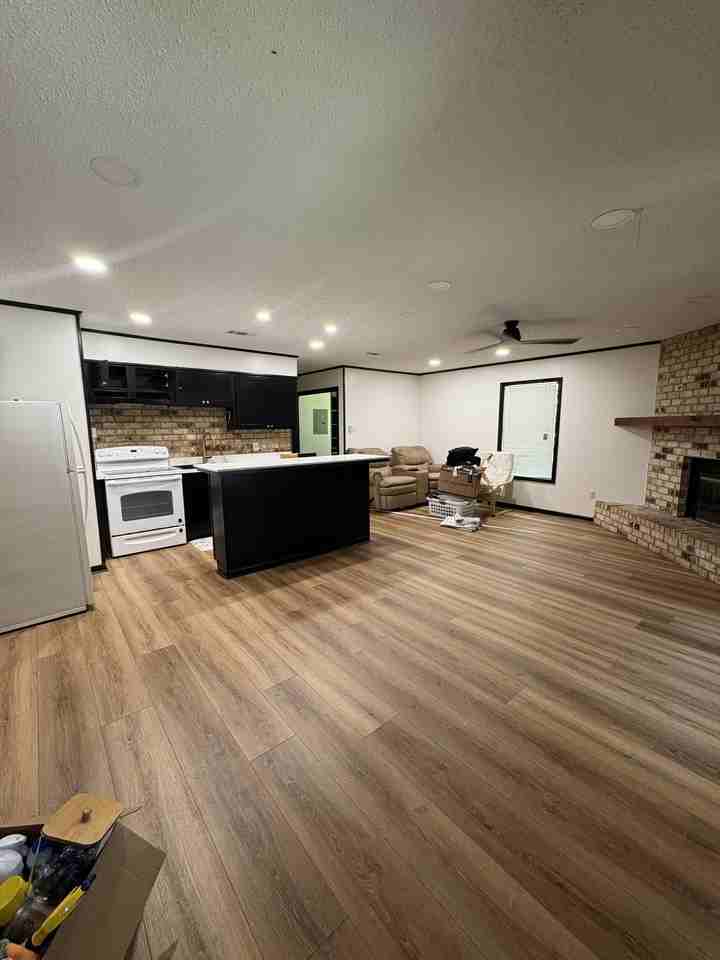 206 Albert St #B - Photo 2 of 13