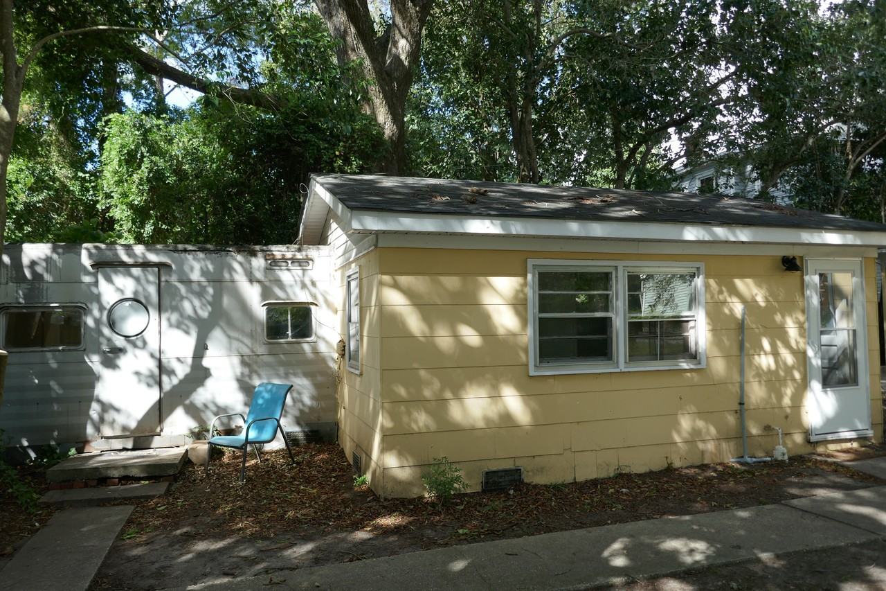105 W Church St #6