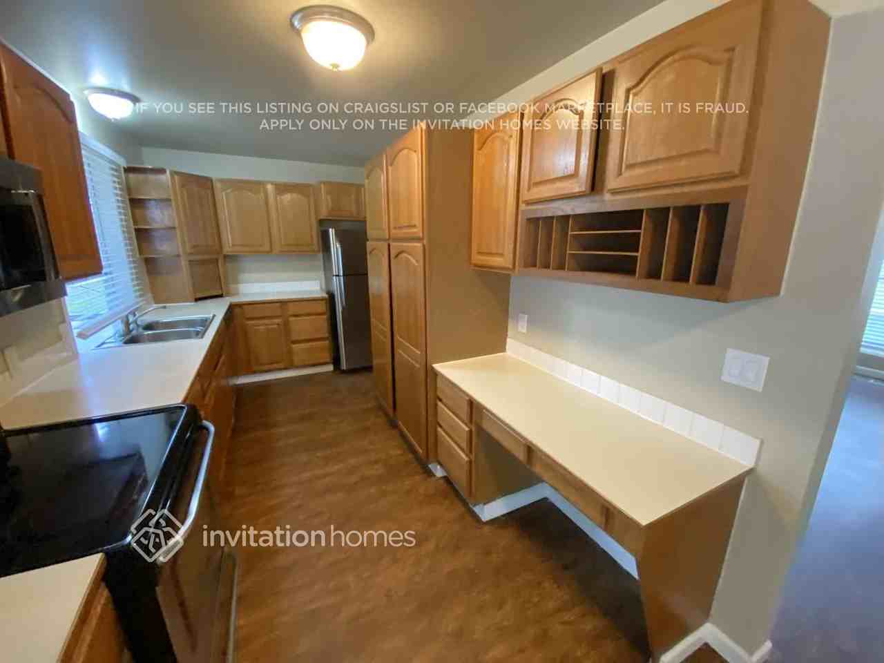 26120 18th Ave S - Photo 7 of 24