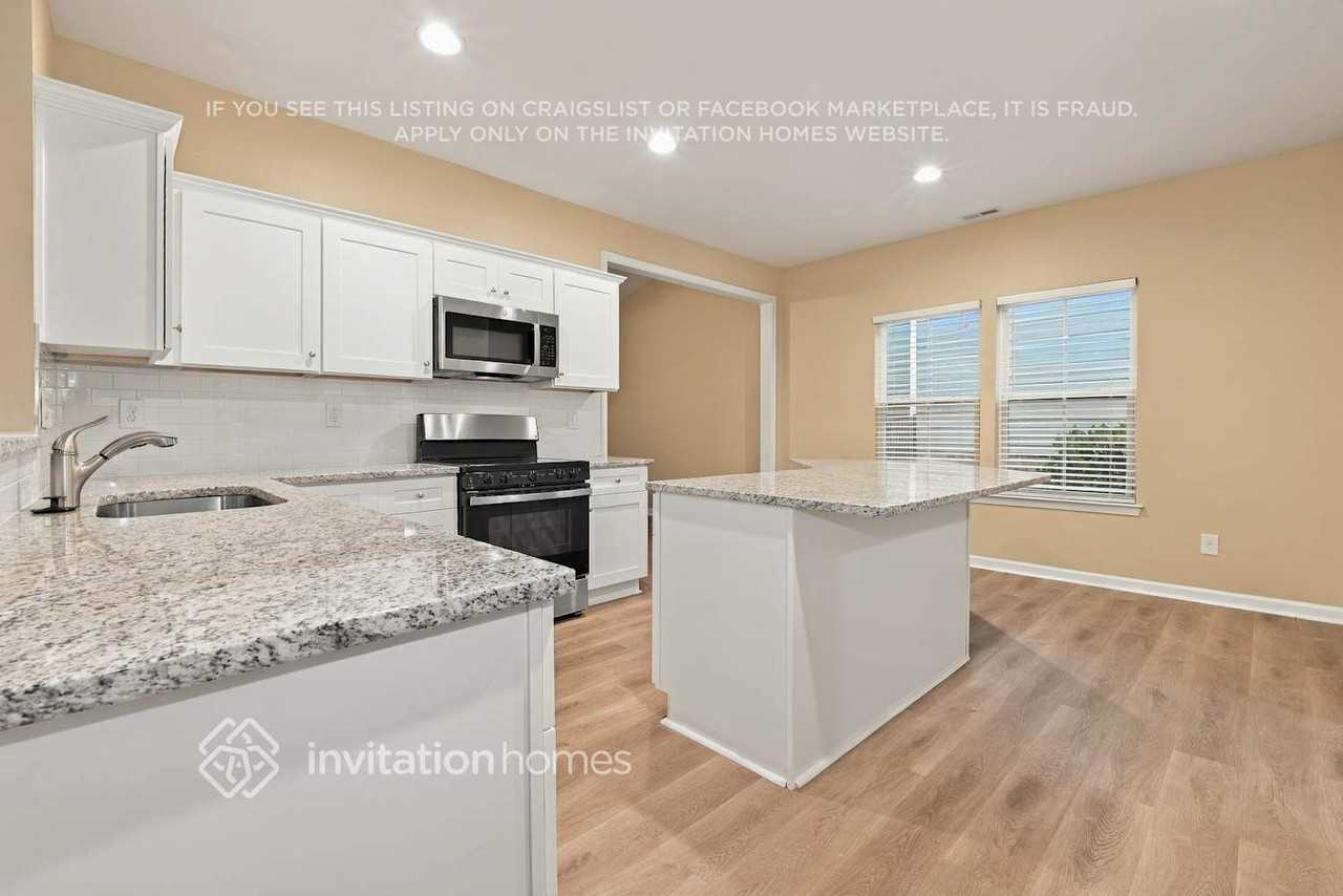 2019 Oakmere Rd - Photo 7 of 18