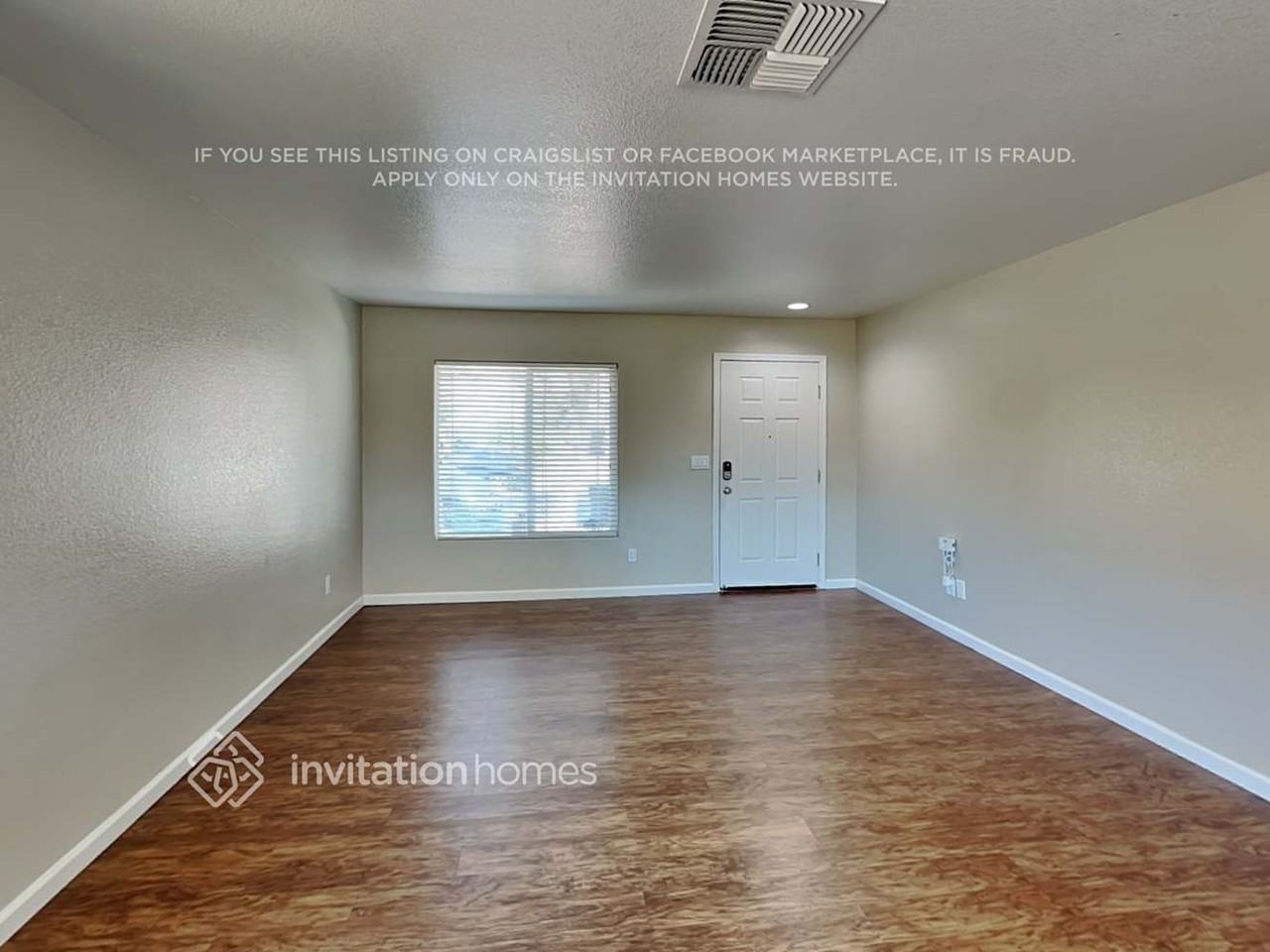 8812 Billfish Way - Photo 4 of 19