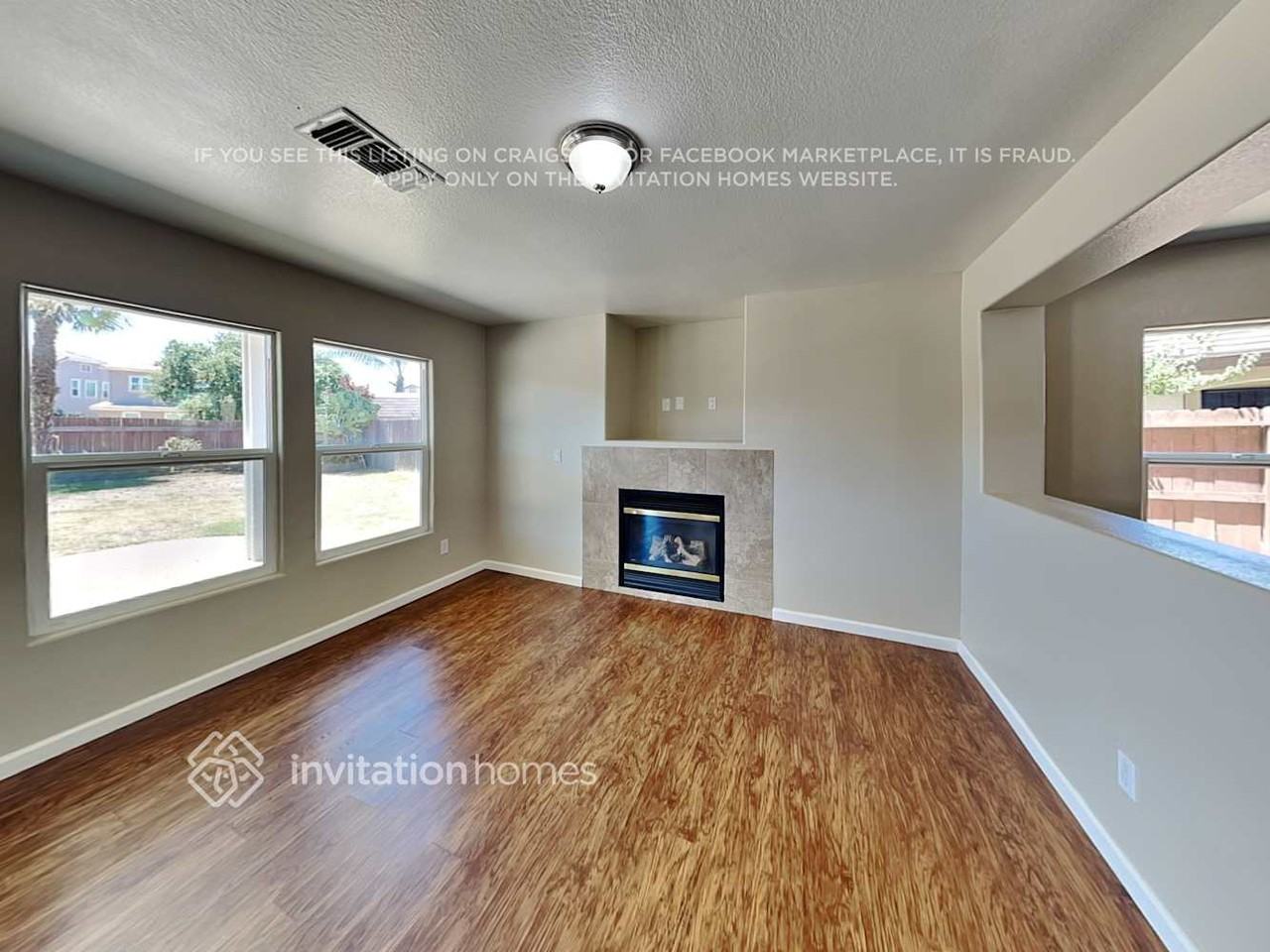 8812 Billfish Way - Photo 5 of 19