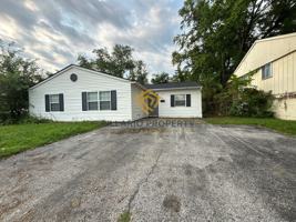 featured image of 8523 E 42nd St