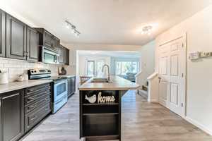 featured image of 790 River Heights Cres