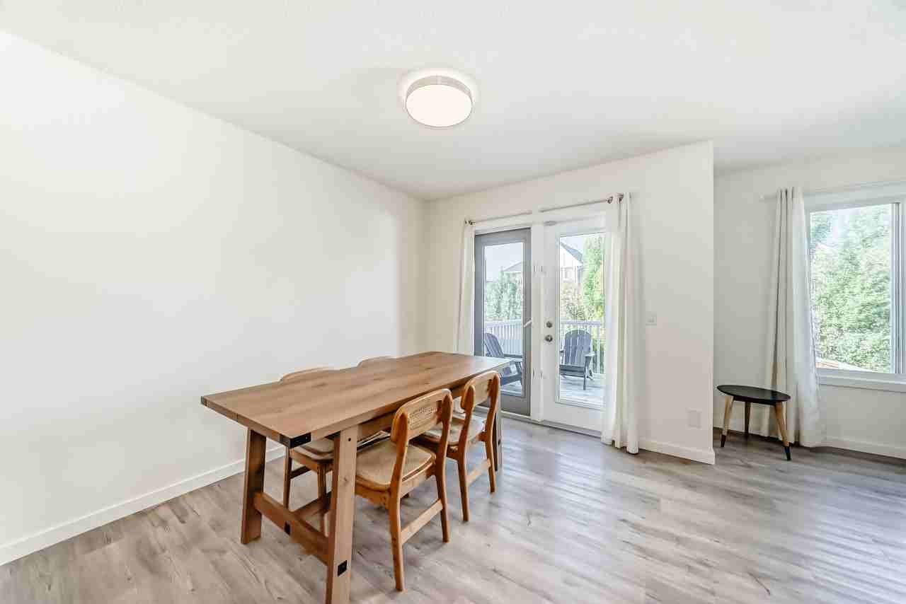790 River Heights Crescent - Photo 7 of 25