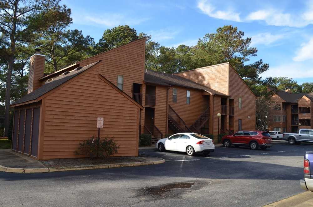 3087 Cape Henry Ct #1 - Photo 3 of 27