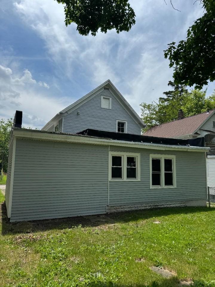1107 Hickory St - Photo 5 of 5