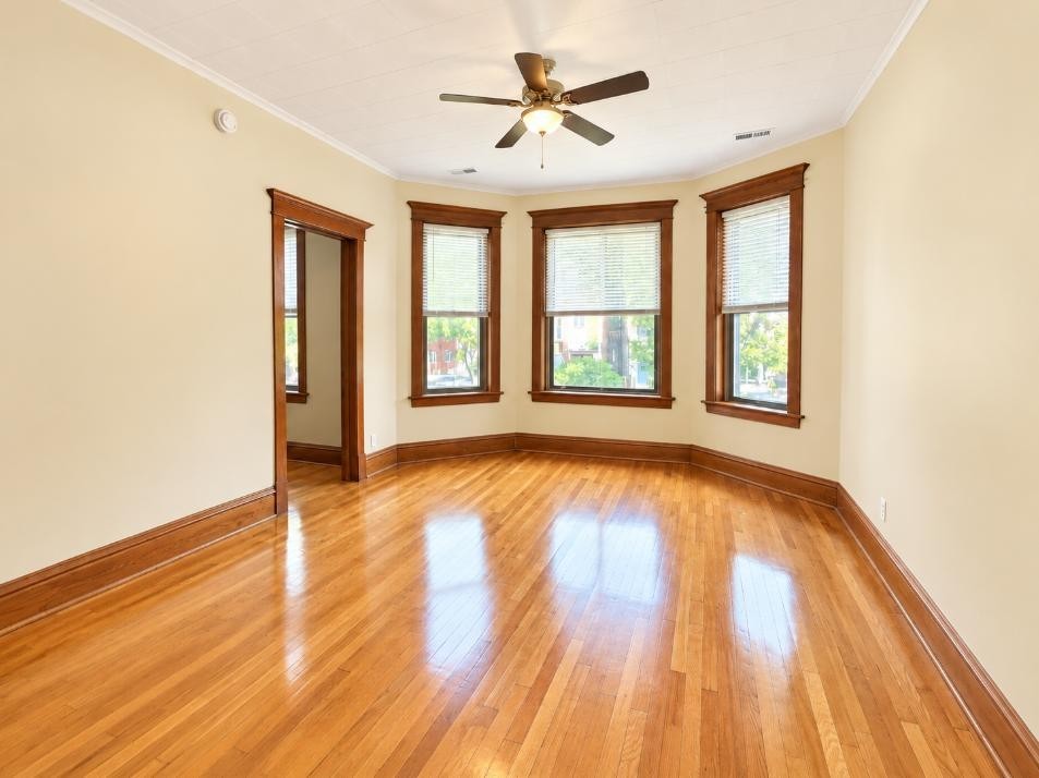 3855 W Wrightwood Ave - Photo 2 of 9