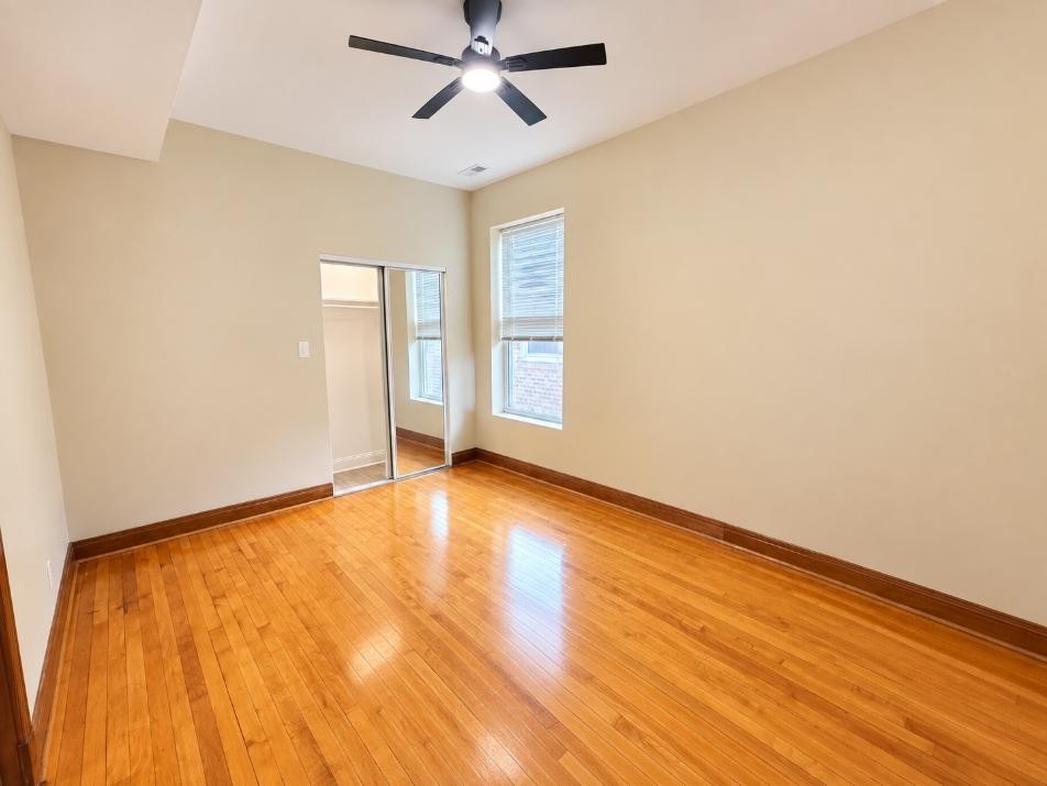 3855 W Wrightwood Ave - Photo 6 of 9