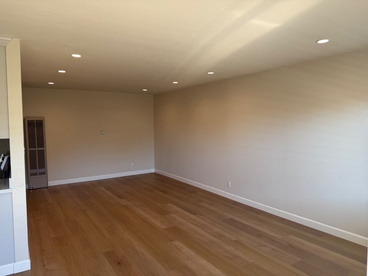 130 Village Ct - Photo 2 of 10