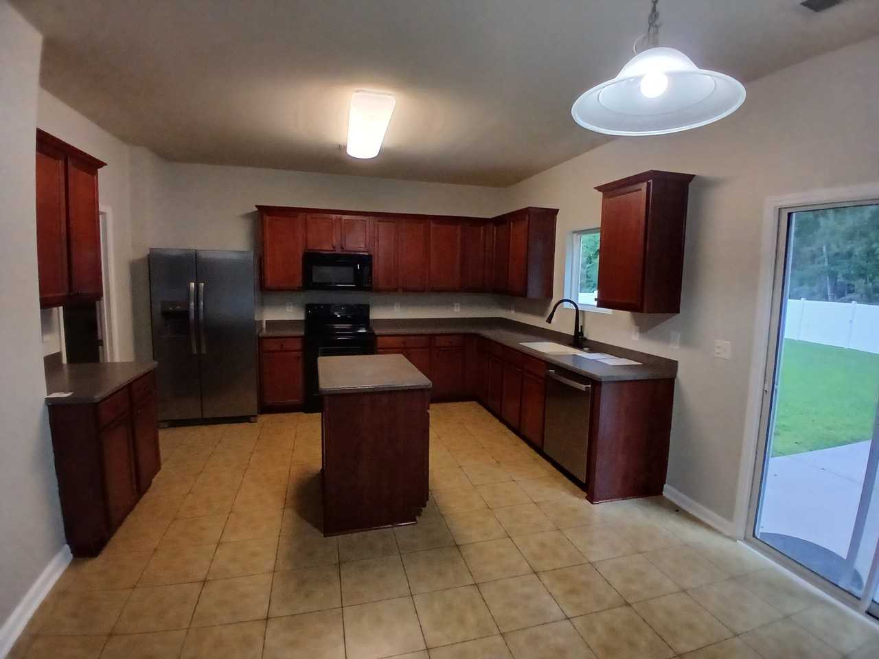 8 Cedar Creek Cir #1 - Photo 3 of 12