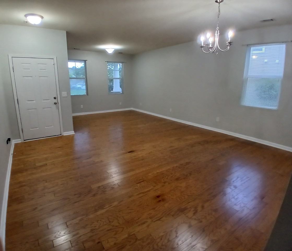 8 Cedar Creek Cir #1 - Photo 4 of 12