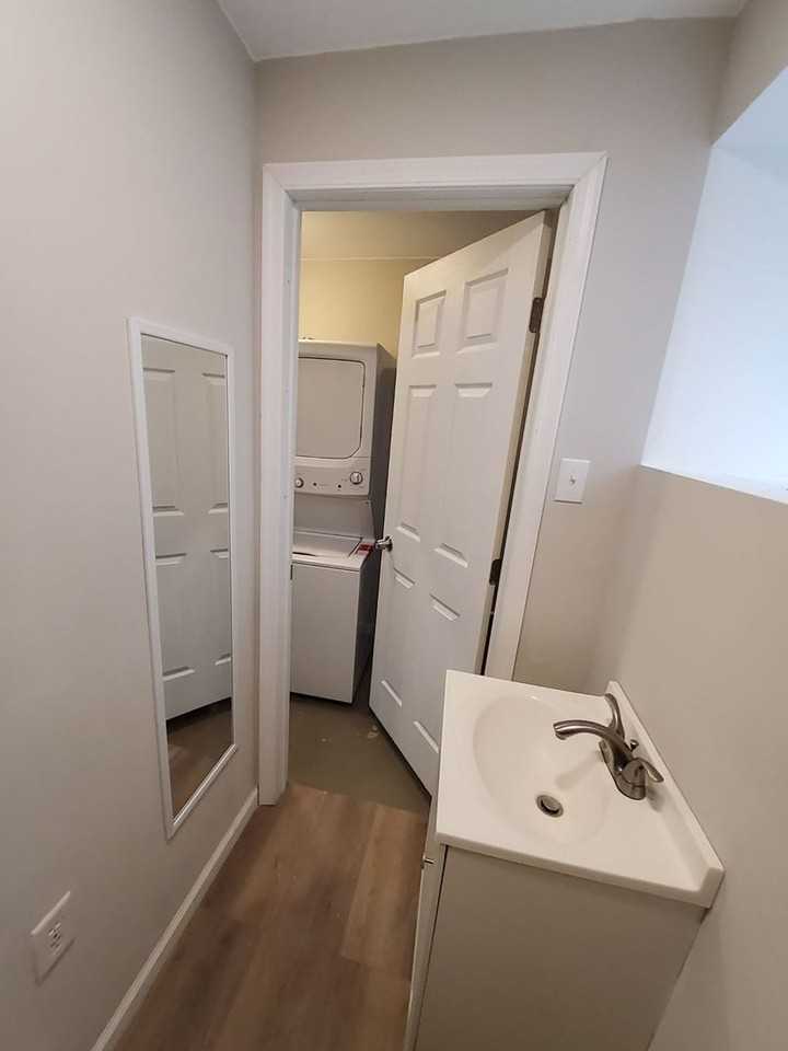 606 Meadow Ave - Photo 7 of 41