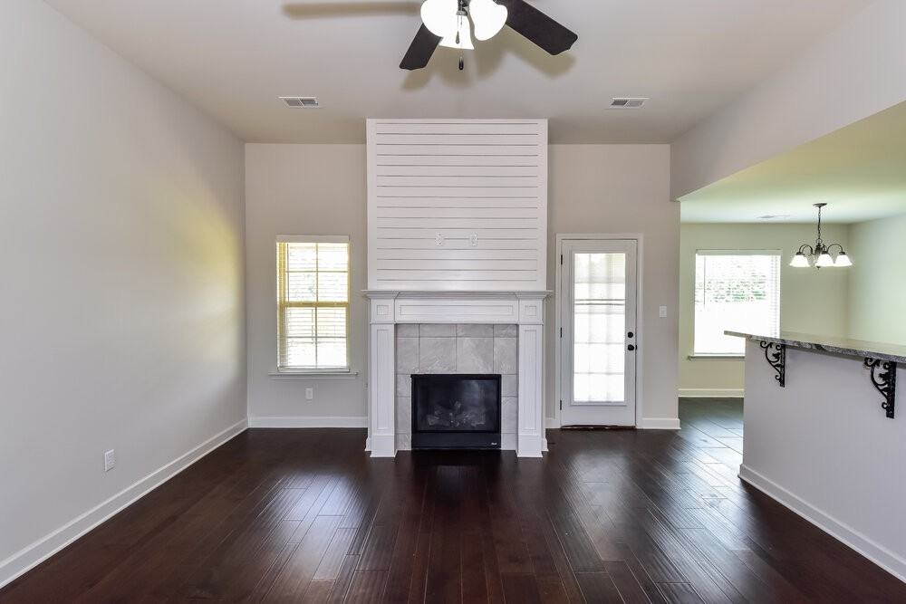 3445 Marion Ln - Photo 4 of 16