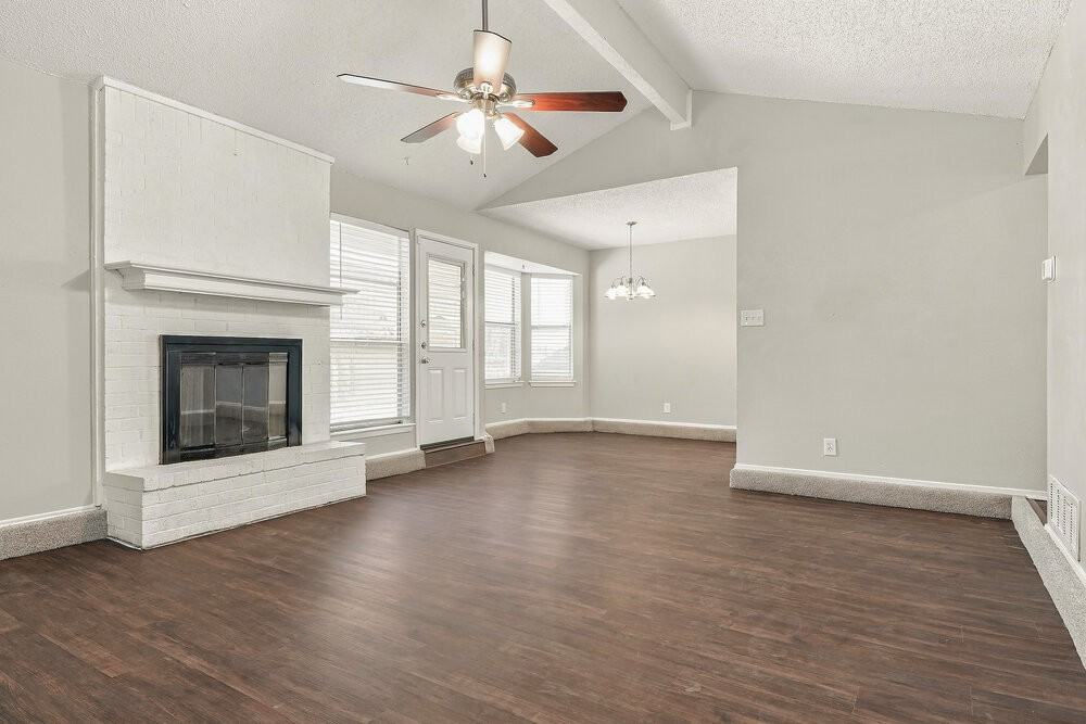 2821 Lana Cir - Photo 4 of 16