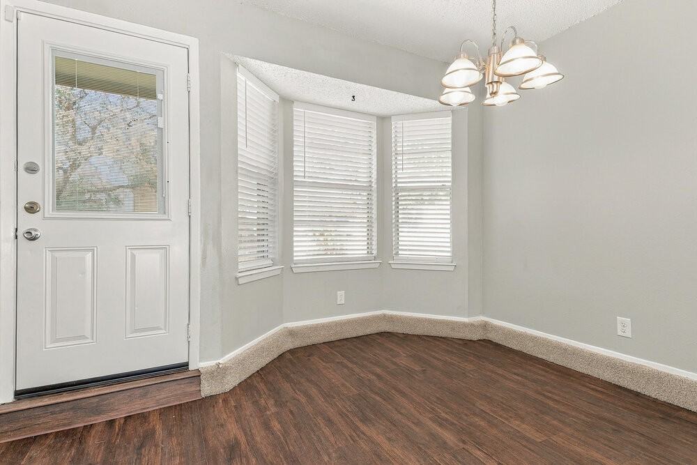 2821 Lana Cir - Photo 6 of 16