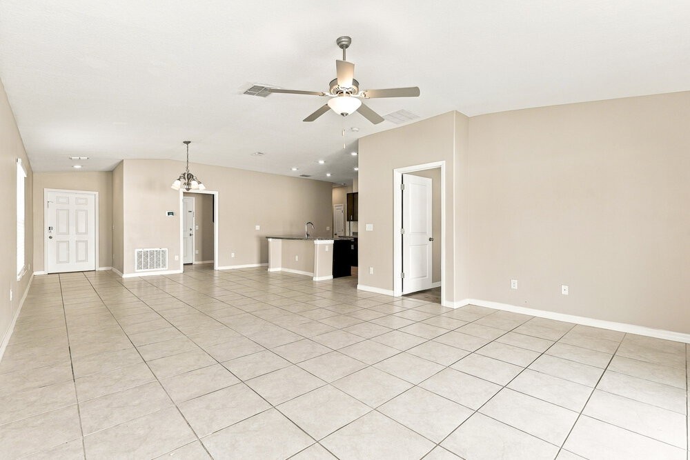 3189 Lytton Hall Dr - Photo 3 of 16