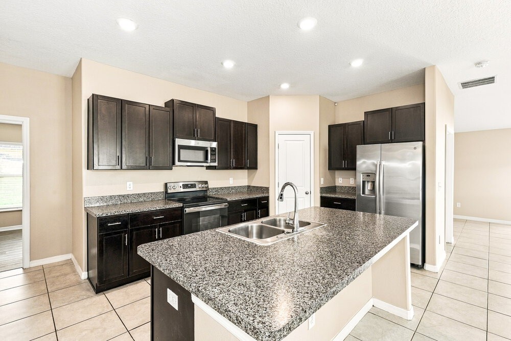 3189 Lytton Hall Dr - Photo 7 of 16