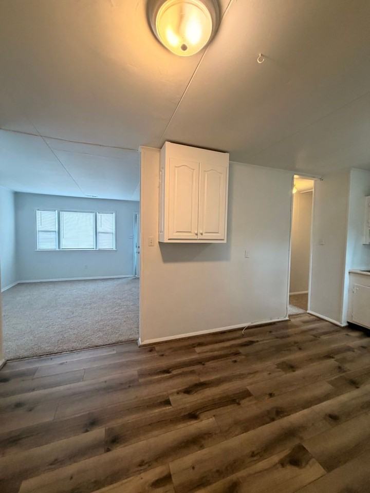1832 Bancroft Dr - Photo 6 of 13