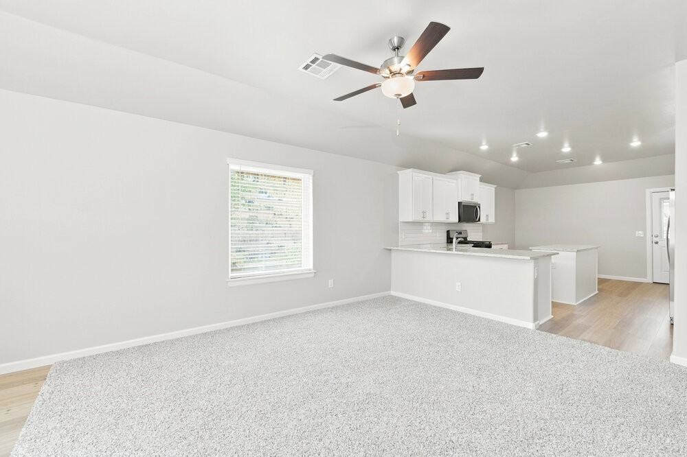 12725 Carrara Ln - Photo 4 of 16
