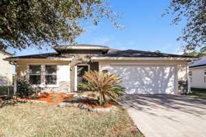 featured image of 76205 Deerwood Dr