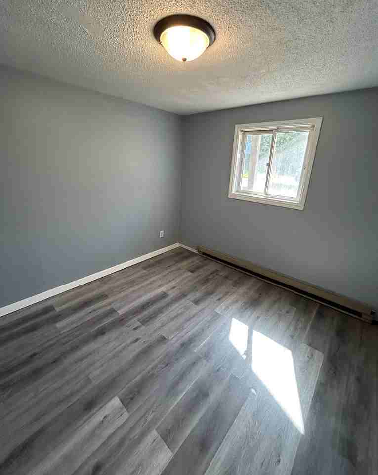 1004 S College St #3 - Photo 6 of 12