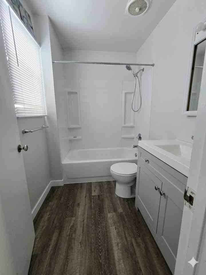 908 Madeline St - Photo 6 of 12