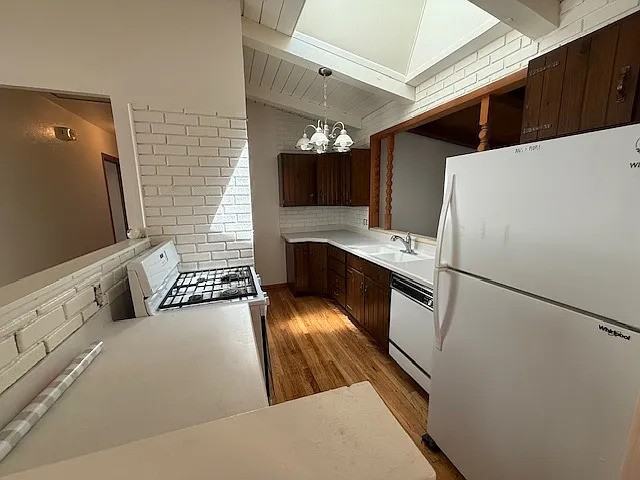 2506 16th Ave #1 - Photo 4 of 10