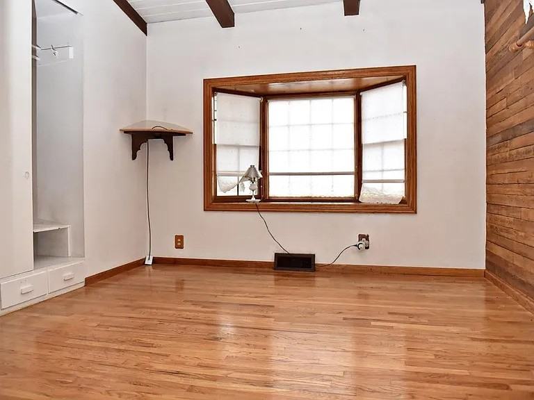 2506 16th Ave #1 - Photo 5 of 10