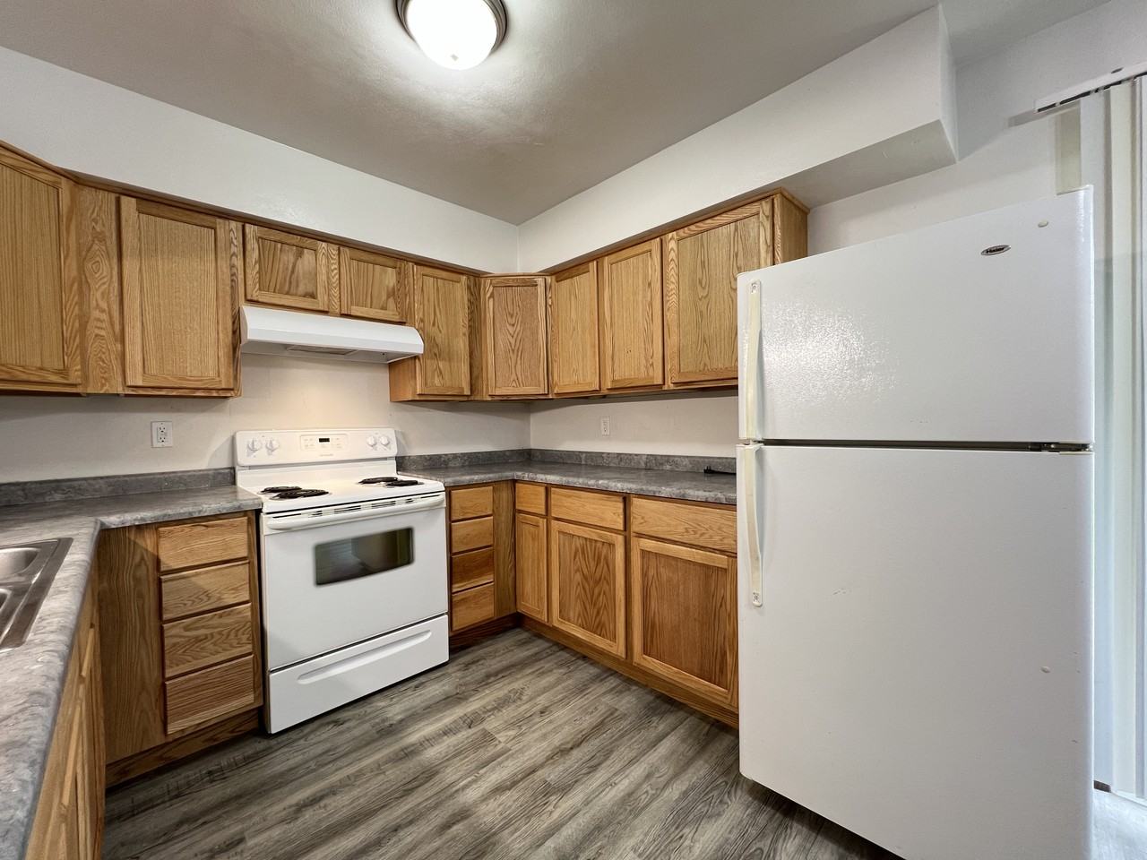 3170 Hillcrest Rd #2 - Photo 6 of 13