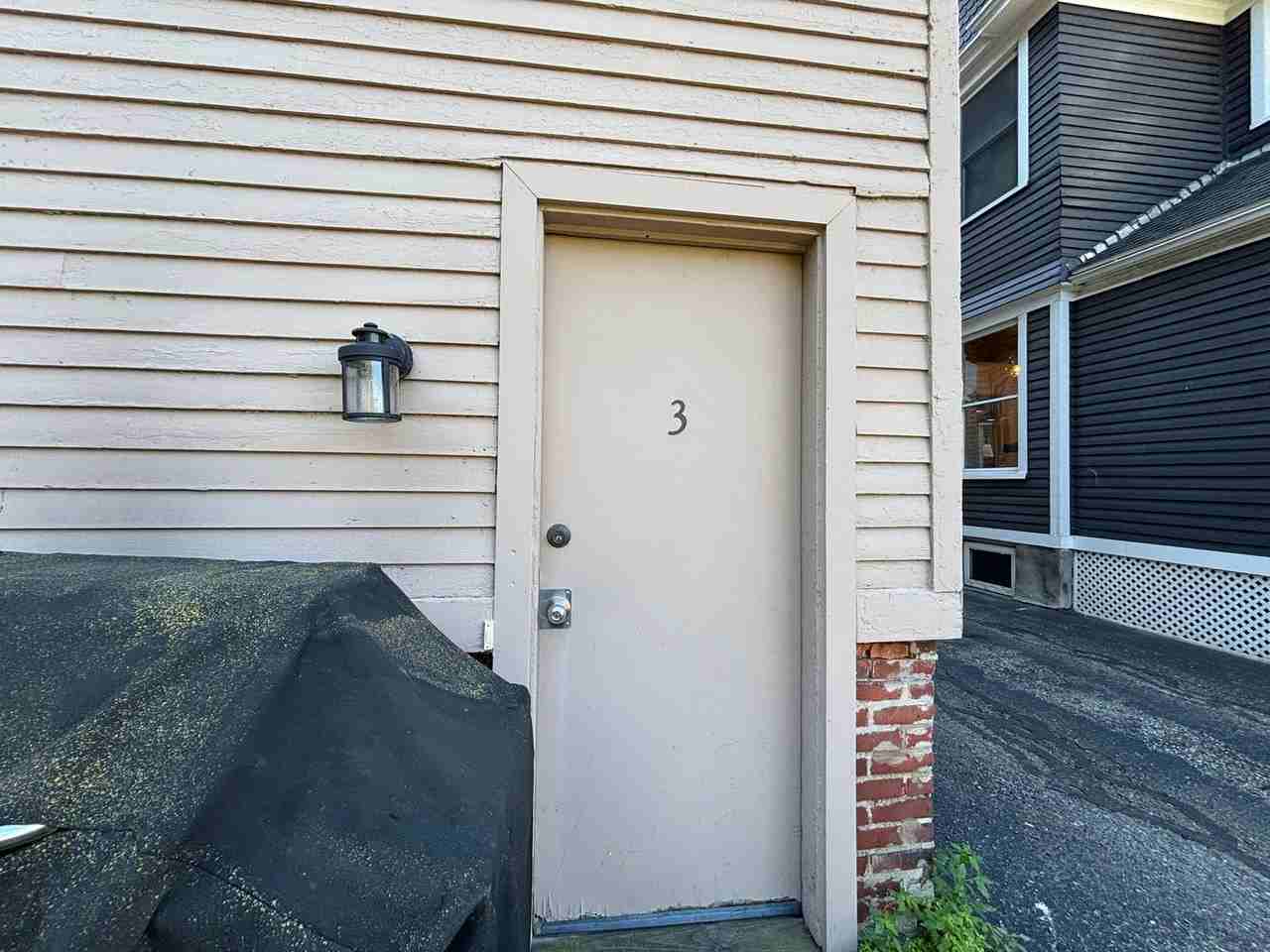 794 University Ave #1 - Photo 6 of 21