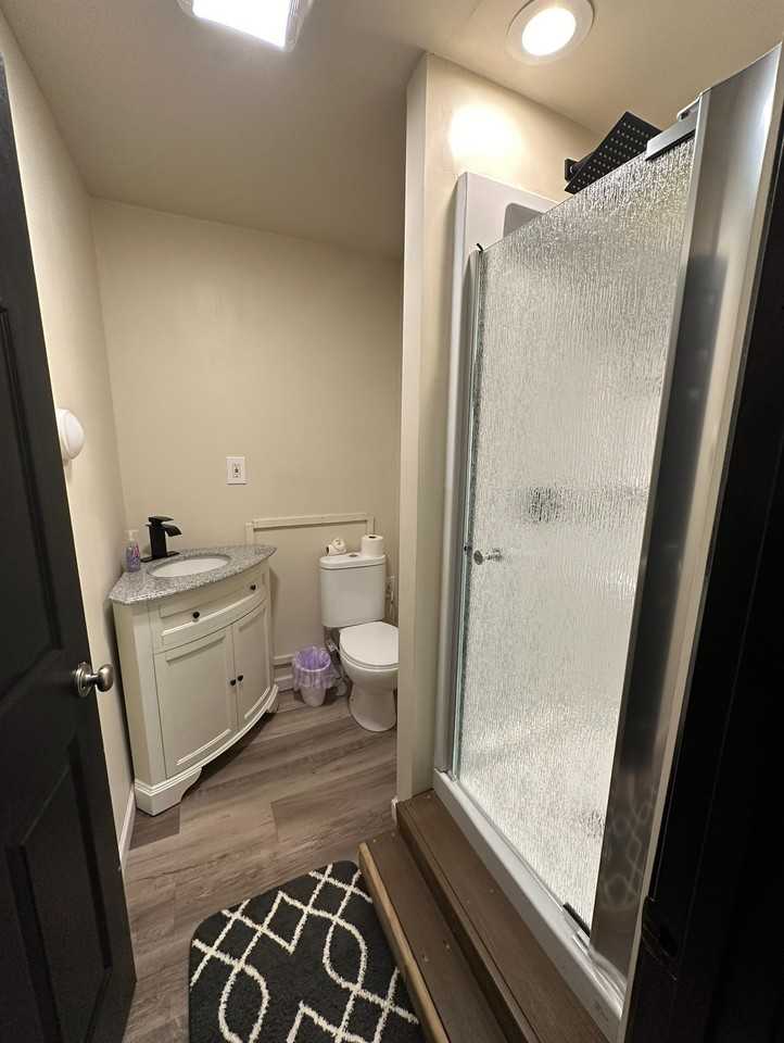 906 Mill Stone Dr - Photo 3 of 6