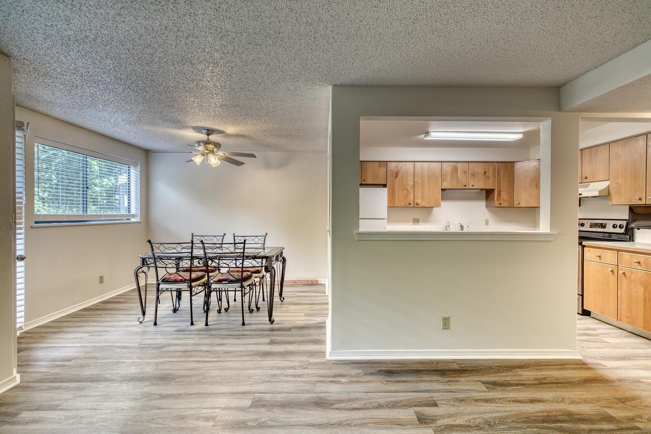 3713 South Gekeler LaneAPT #1 - Photo 4 of 19