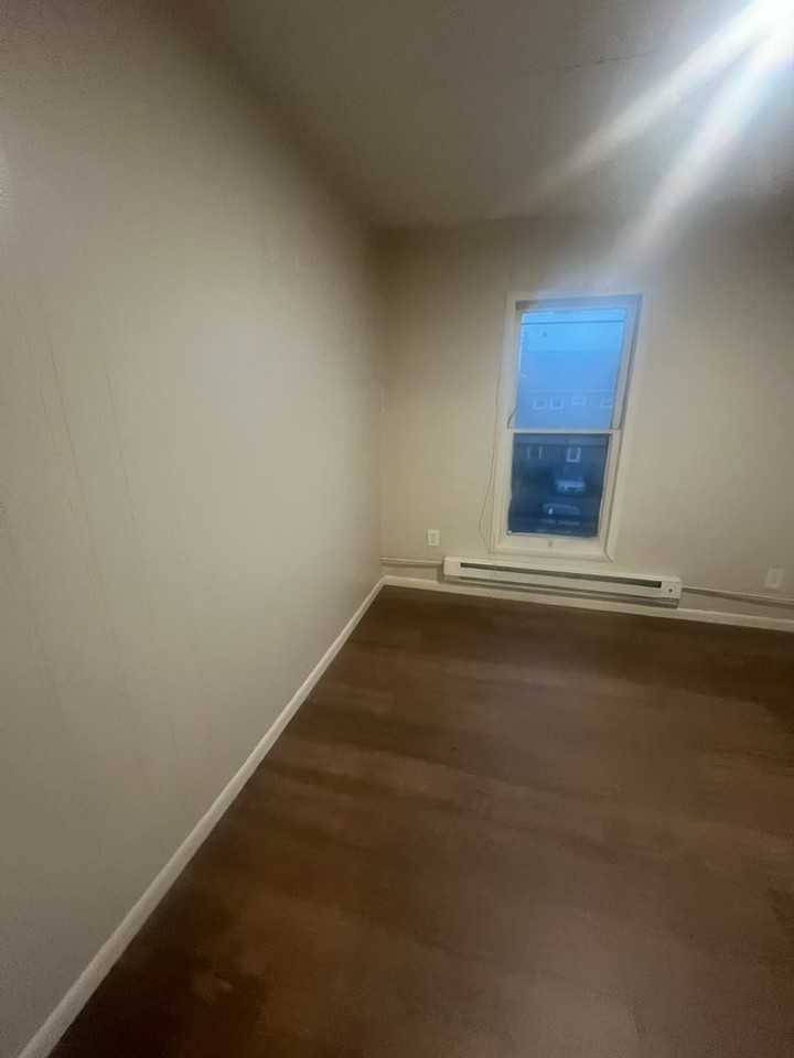 137 Susquehanna St #2 - Photo 7 of 14