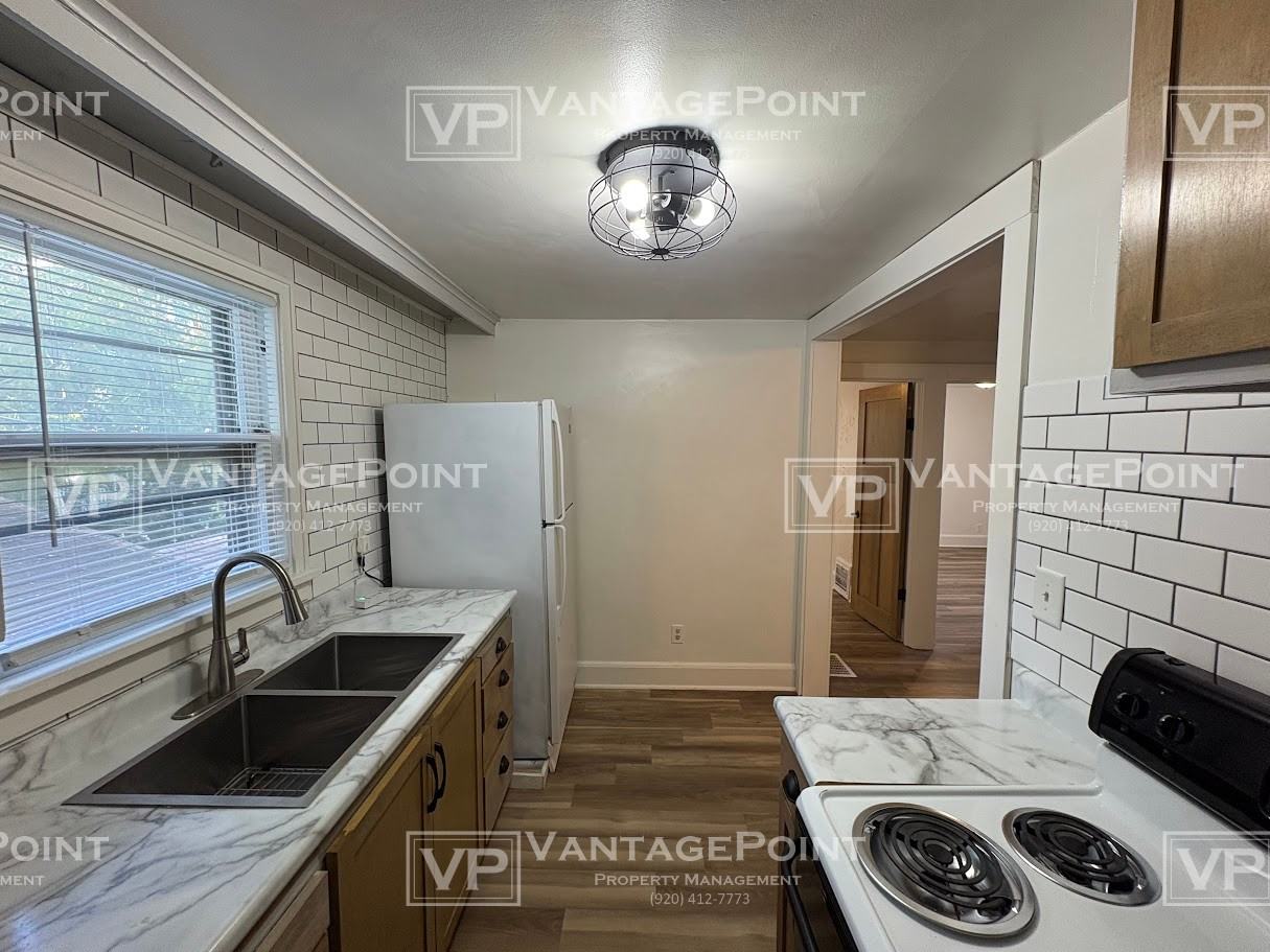1517A Oregon St - Photo 3 of 16