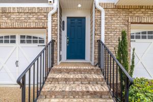 featured image of 11443 Hayloft Ln
