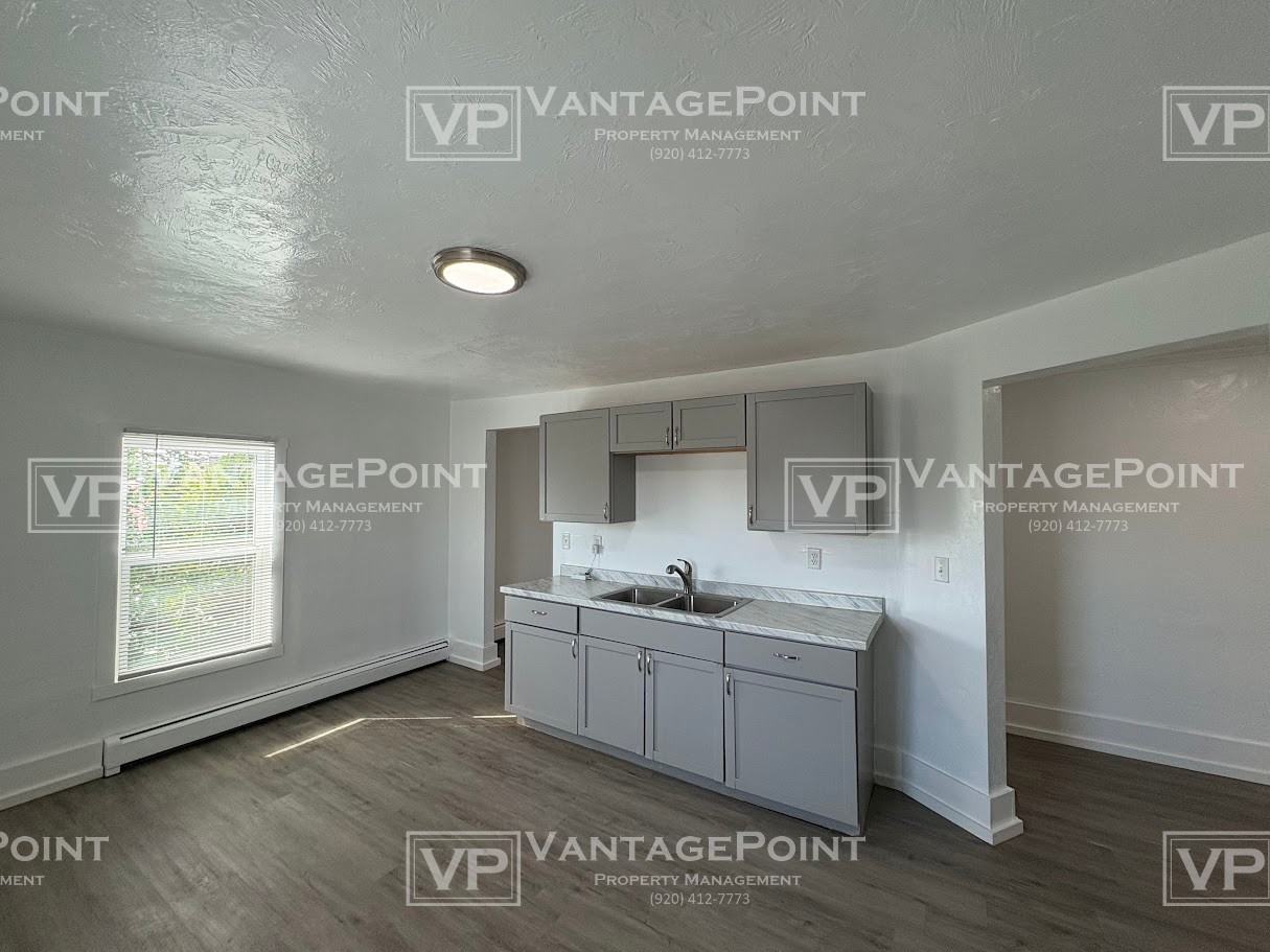 139 W 7th Ave #3 - Photo 3 of 19