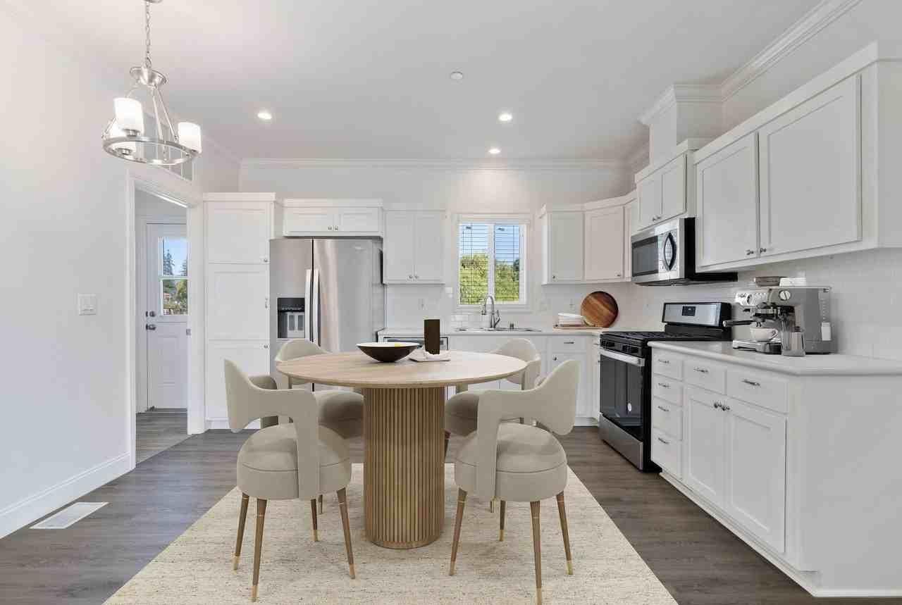 517 Calabasas Rd - Photo 2 of 50