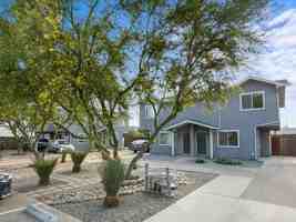 featured image of 4414 W Myrtle Ave #B
