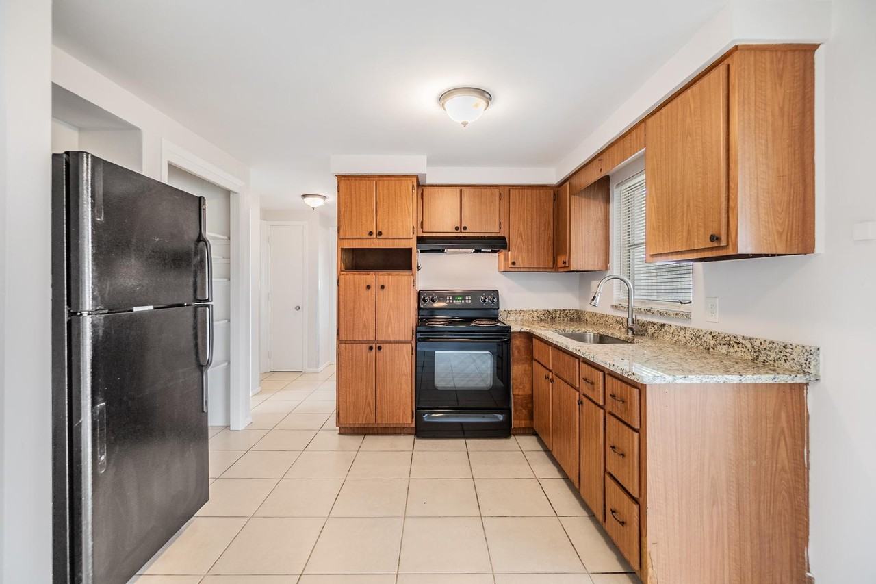 3642 Berkshire St #1 - Photo 6 of 20