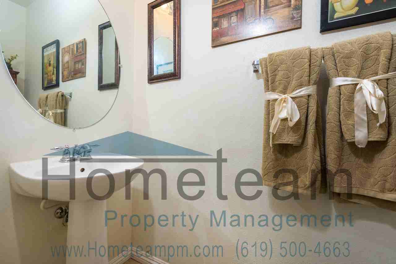 1549 Barberry Pl - Photo 4 of 24