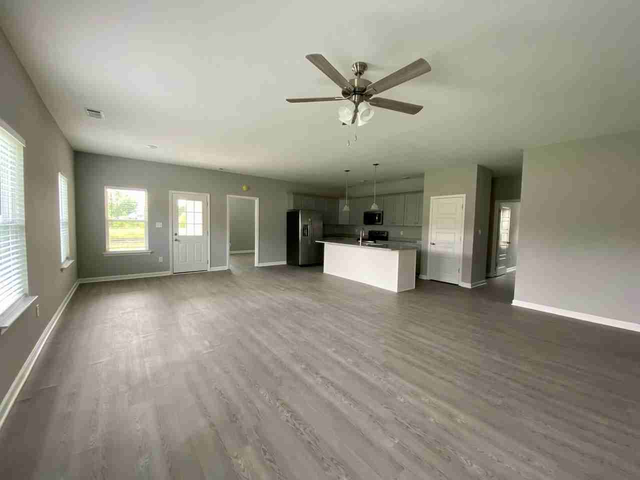 68 Anna Ln - Photo 3 of 10