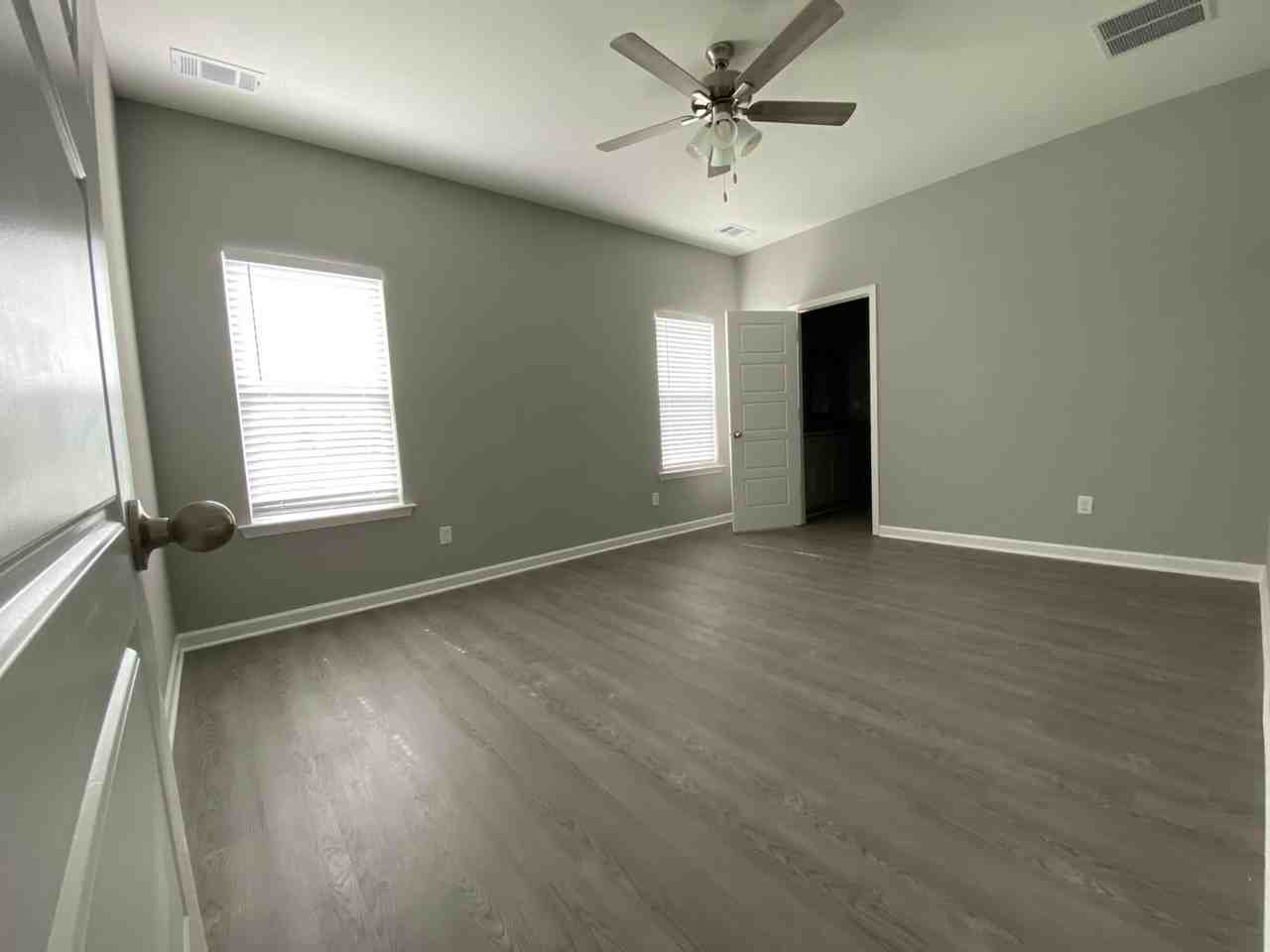 68 Anna Ln - Photo 5 of 10