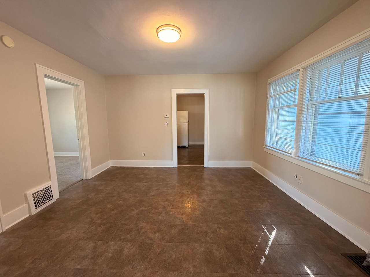 310 Lane Ave Sw - Photo 4 of 16