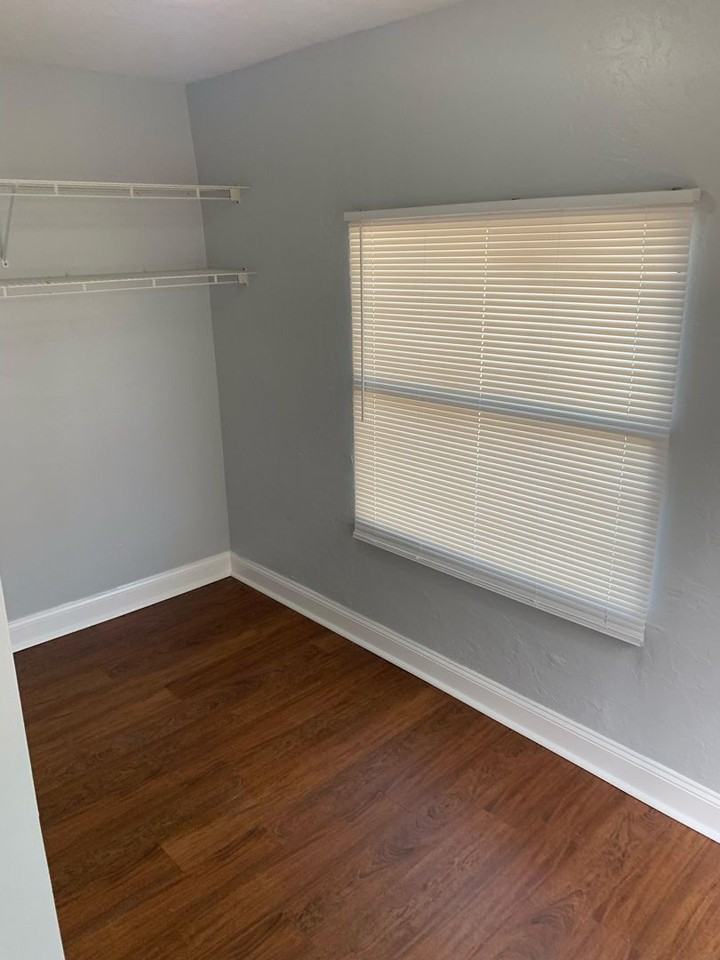 2962 Lincoln Blvd - Photo 6 of 14