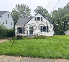 featured image of 3694 Grosvenor Rd #1