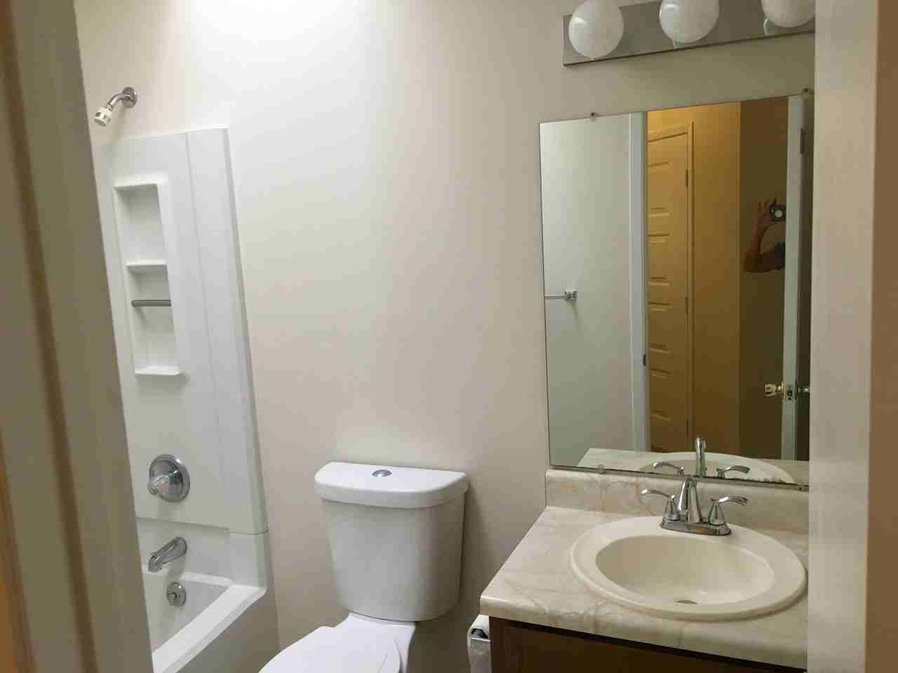 88 4th St - Photo 7 of 9