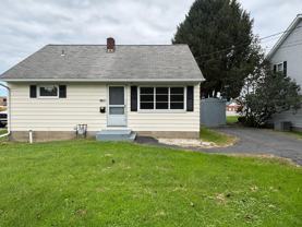 1109 Lake St - Photo 1 of 1